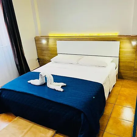 Apartamento Roccaromana 53 *